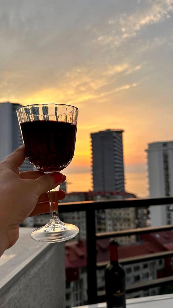 Pirosmani 18D, 14 Floor Apartment Batumi Luaran gambar